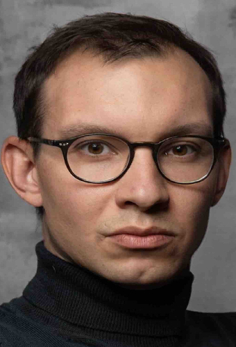 Владимир Булатов