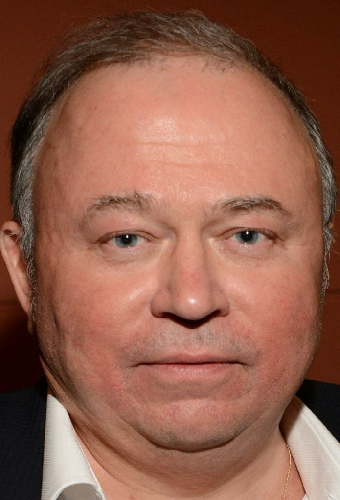 Андрей Караулов