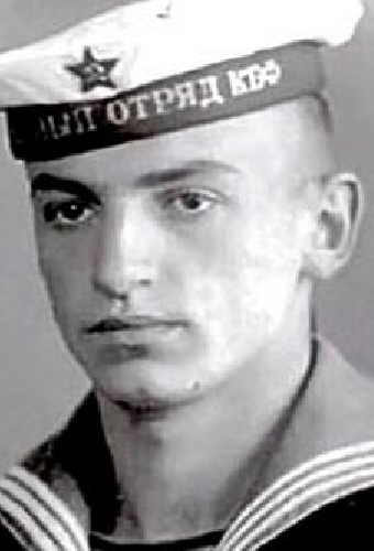 Владимир Константинов
