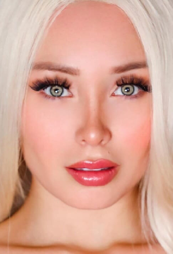 Daniella Chavez