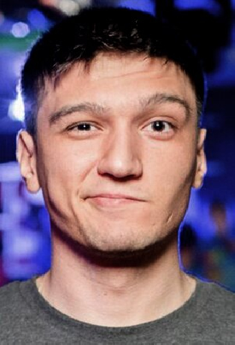 Роман Печеркин