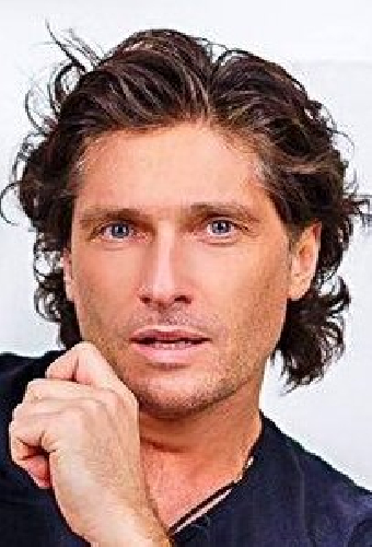 Сергей Комаровский