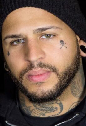 Tommy Vext