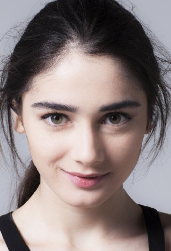 Элиф Султан Таш