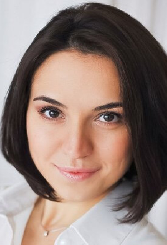 Юлия Голованёва