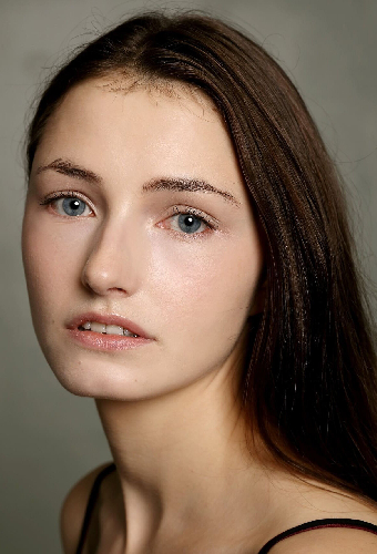 Элина Джексон