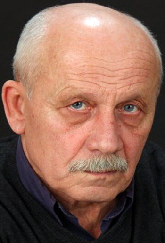 Александр Сухинин