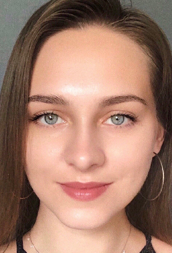 Яна Сивакова