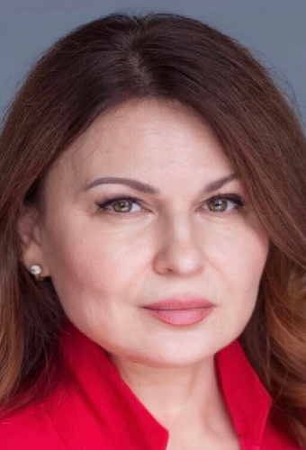 Лана Долева