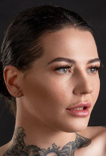 Tiana Kaos