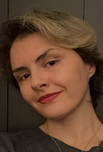 Анна Крылова