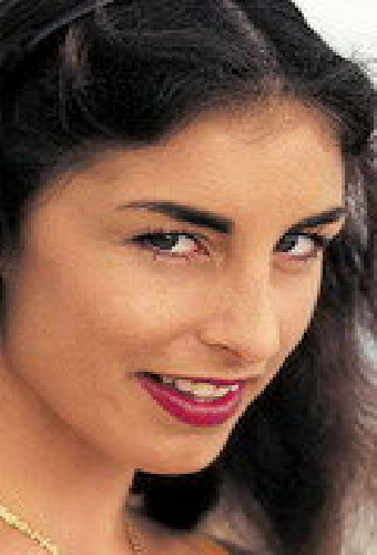 Сара Янг